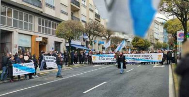 Manifestación en Santiago de Compostela de letrados y procuradores de toda Galicia, por la dignificación del Turno de Oficio. 16-02-2024.